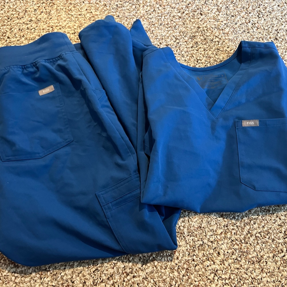 figs scrub set